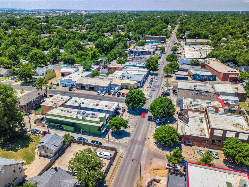 Aerial view of 1329 NW 16th St, OKC