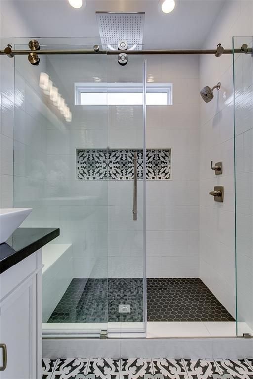 White shower with clear glass door